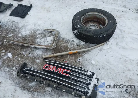 2015 GMC Sierra 2500Hd z USA, uszkodzony, nr VIN 1GT21XEG7FZ118930